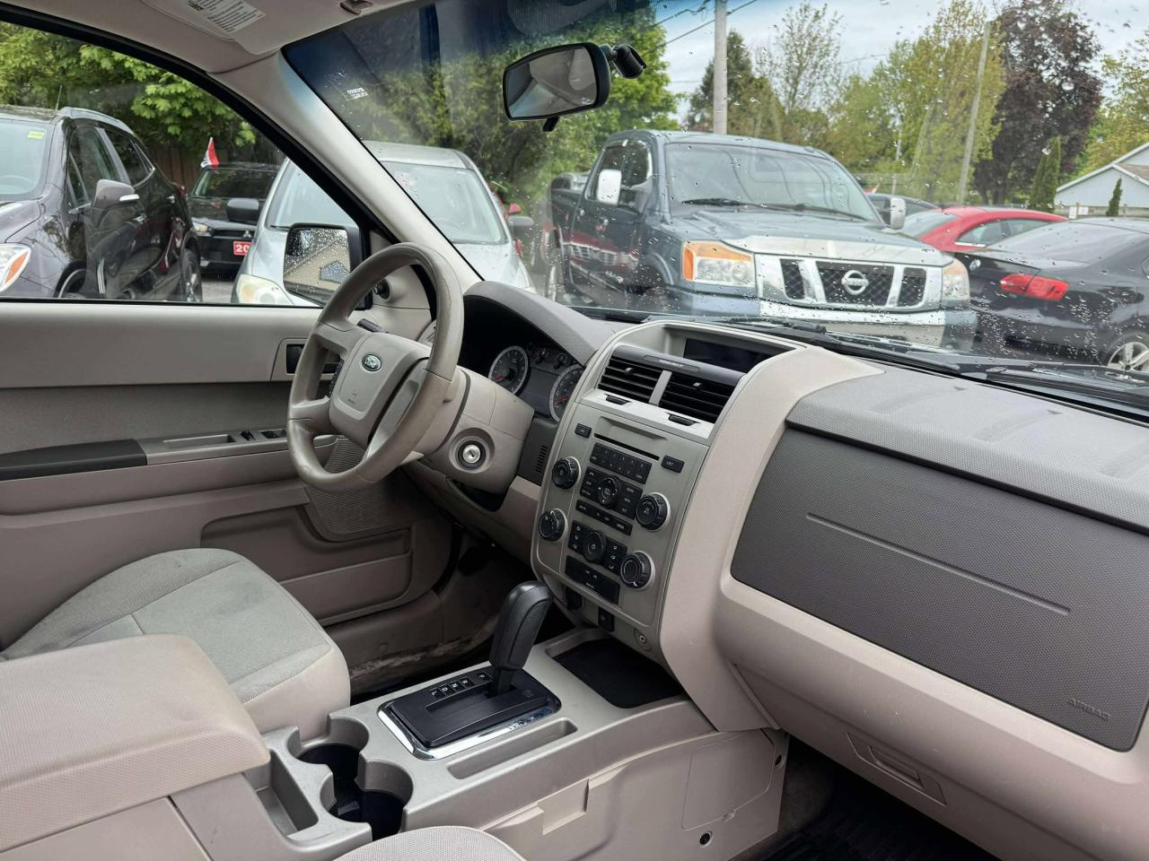 2011 Ford Escape XLT - Photo #12