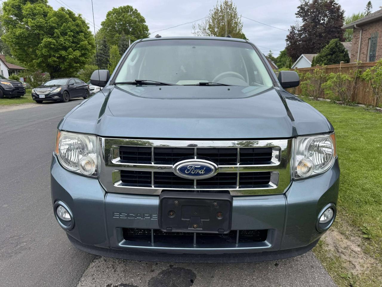 2011 Ford Escape XLT - Photo #2