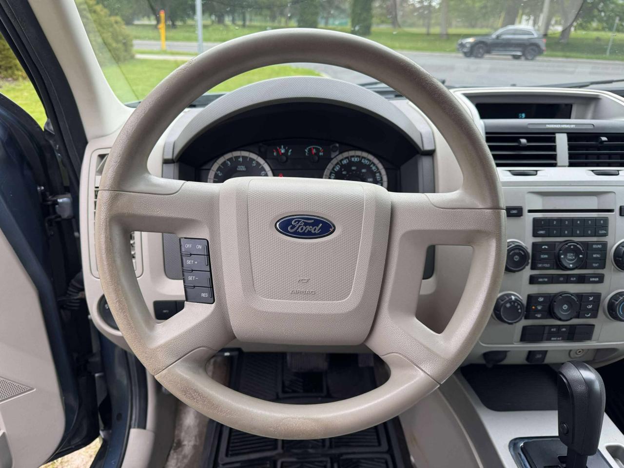 2011 Ford Escape XLT - Photo #19