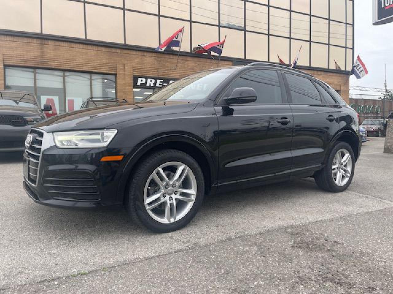 2018 Audi Q3 PREMIUM / NAVIGATION / SUNROOF / CAMERA - Photo #2