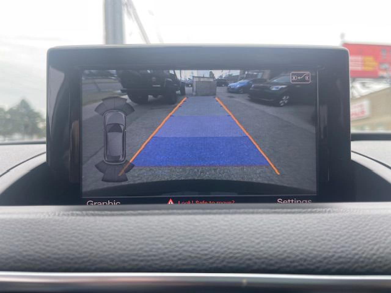 2018 Audi Q3 PREMIUM / NAVIGATION / SUNROOF / CAMERA - Photo #16