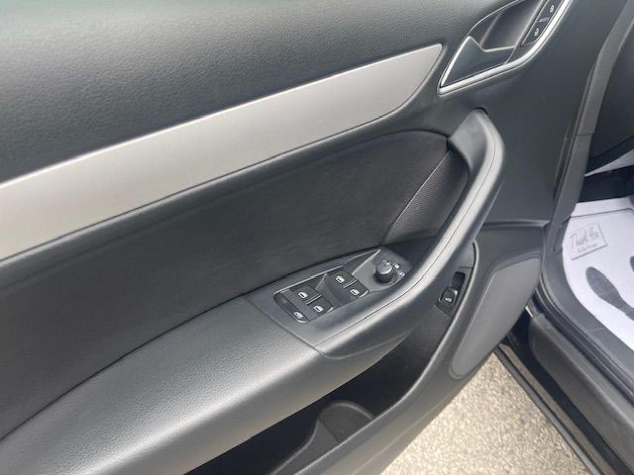 2018 Audi Q3 PREMIUM / NAVIGATION / SUNROOF / CAMERA - Photo #14