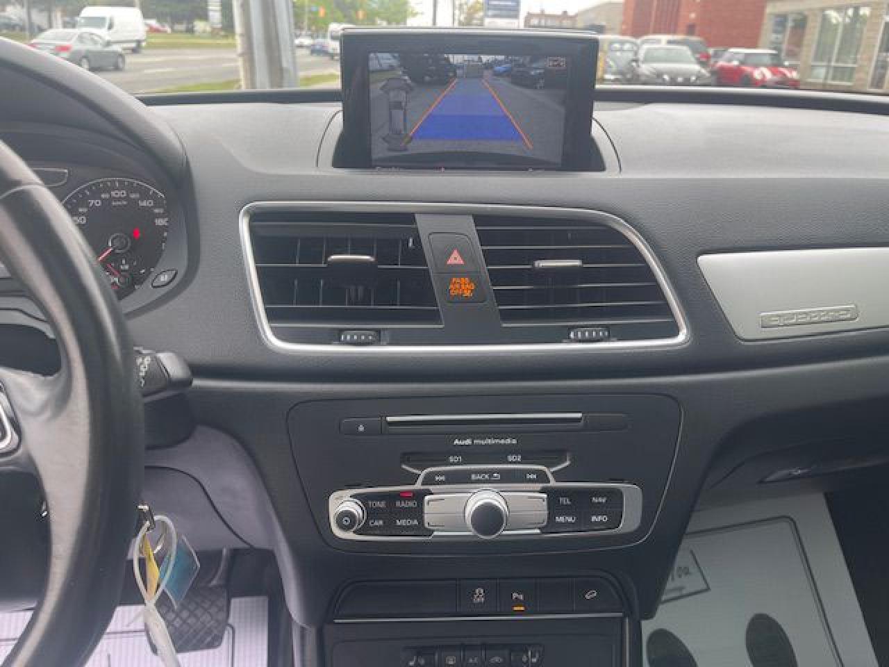 2018 Audi Q3 PREMIUM / NAVIGATION / SUNROOF / CAMERA - Photo #17