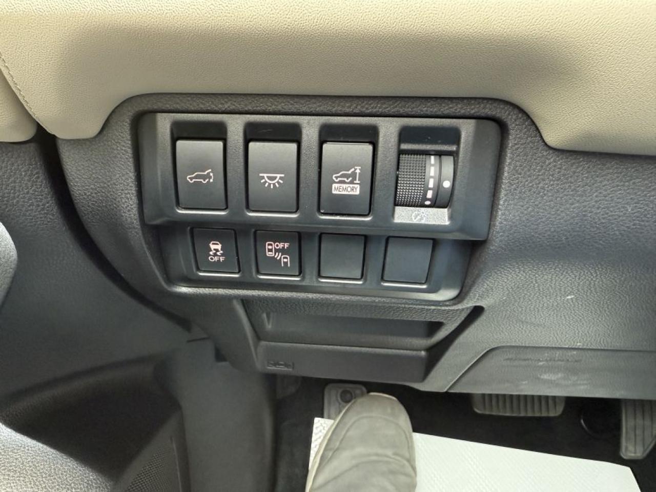 2021 Subaru ASCENT TOURING/7-PASSENGER/LEATHER/SUNROOF - Photo #21