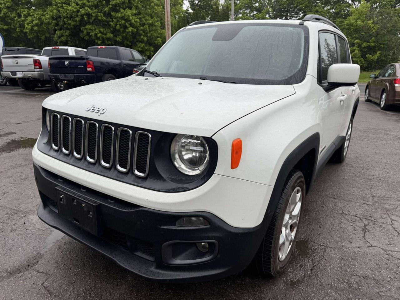 2015 Jeep Renegade North - Photo #3