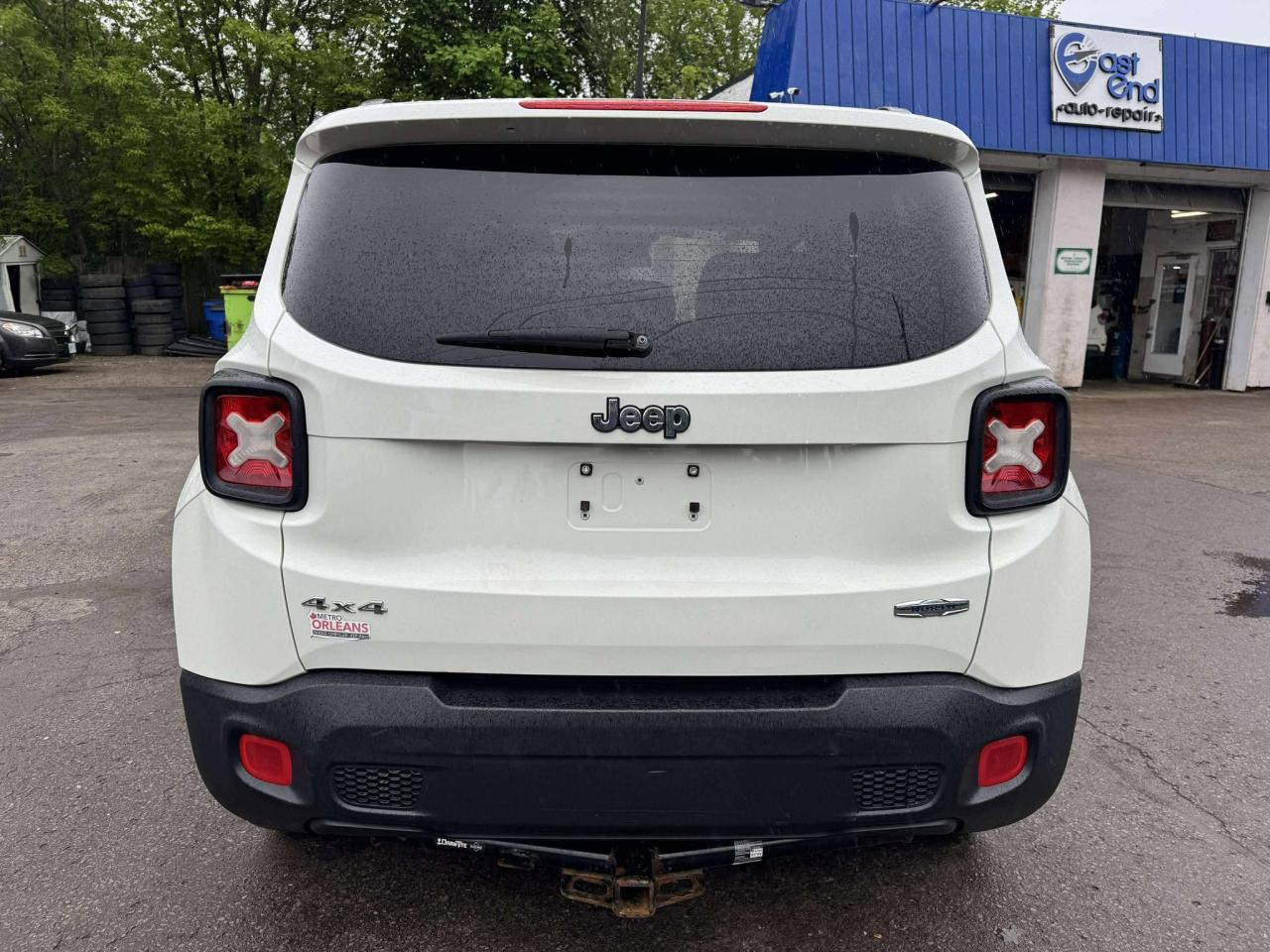 2015 Jeep Renegade North - Photo #6