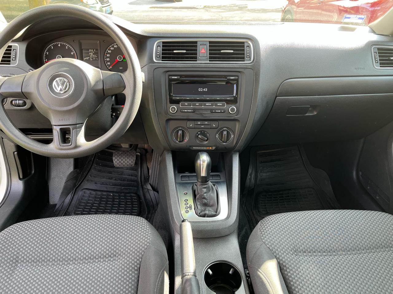 2013 Volkswagen Jetta TRENDLINE+ - Photo #14