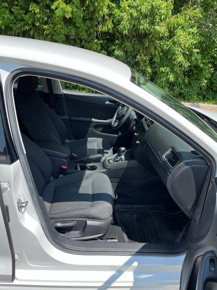 2013 Volkswagen Jetta TRENDLINE+ - Photo #20