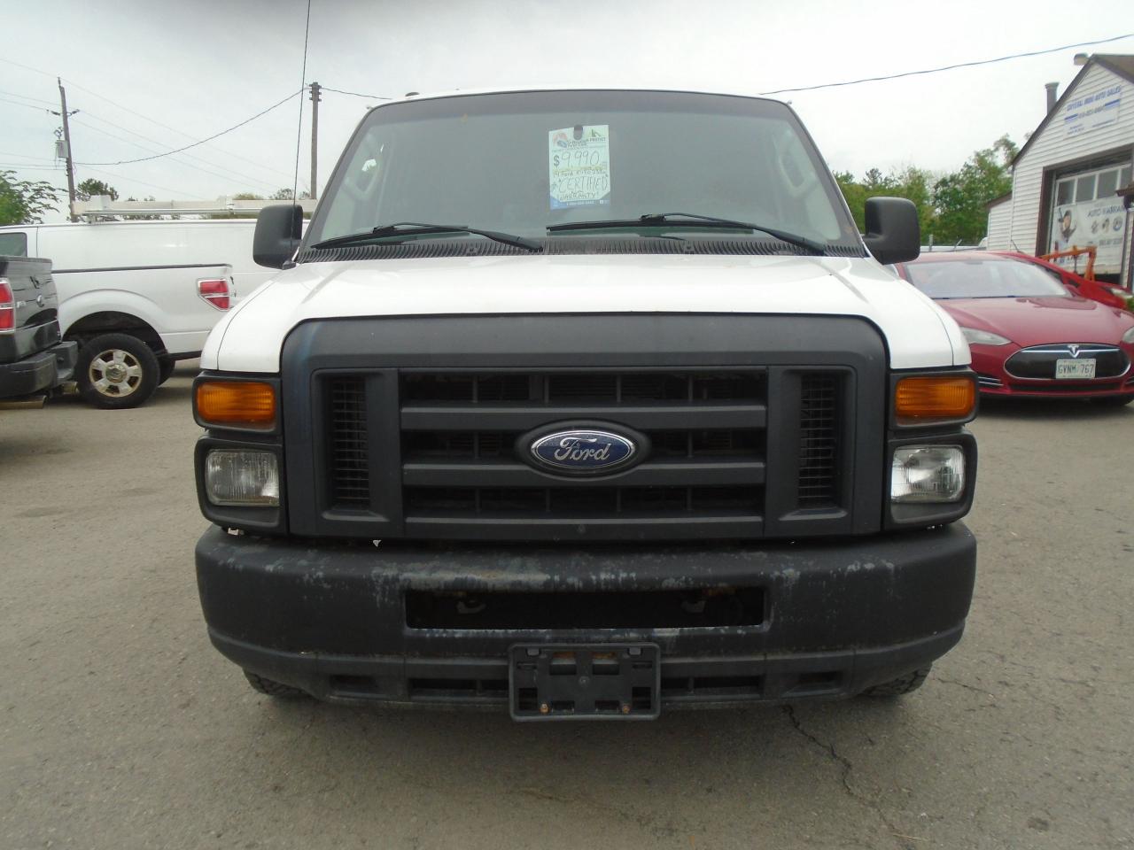 2014 Ford Club Wagon 11 passenger E-150 XLT - Photo #3