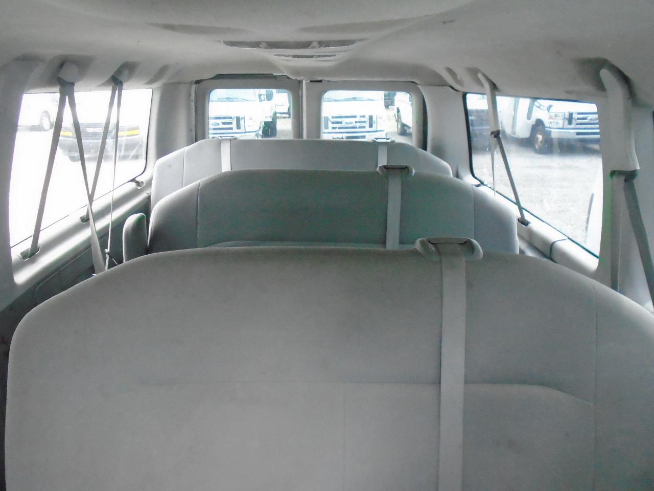 2014 Ford Club Wagon 11 passenger E-150 XLT - Photo #24