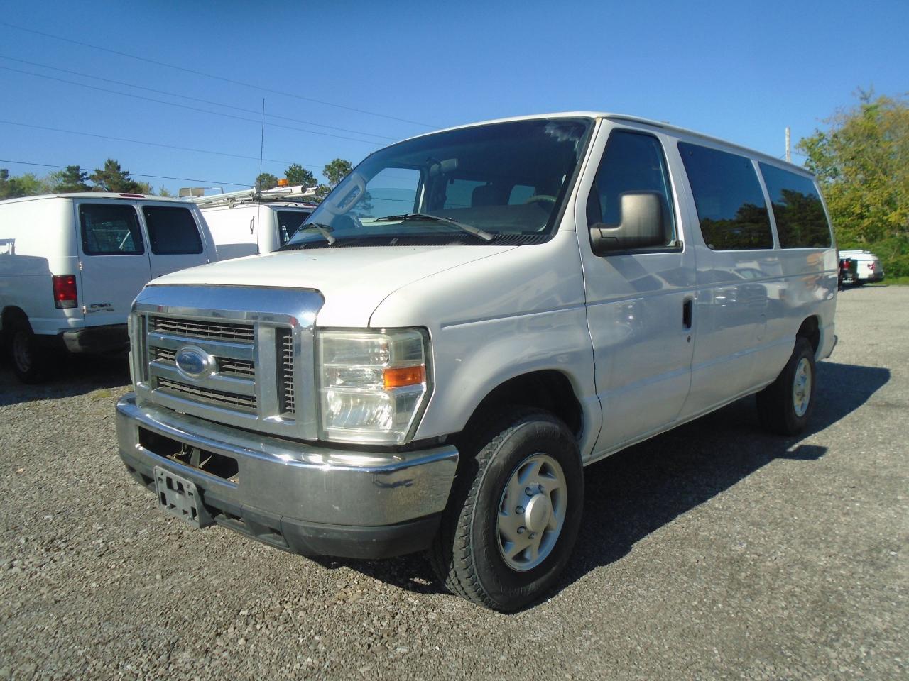 Used 2011 Ford Club Wagon 12 PASSANGER  XLT for sale in Fenwick, ON
