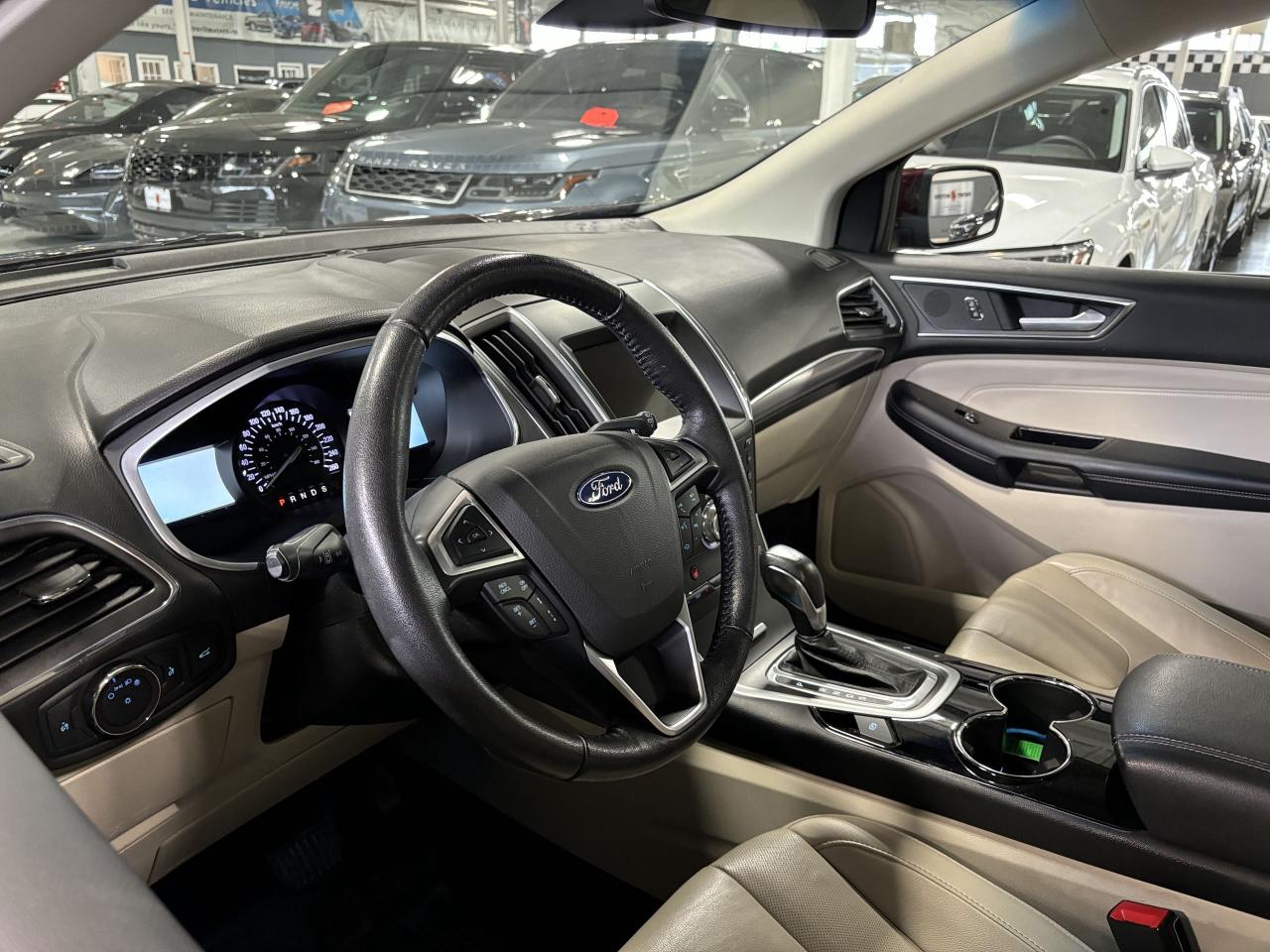 2018 Ford Edge Titanium AWD|ECOBOOST|NAV|CREAMLEATHER|PANOROOF|++ - Photo #15