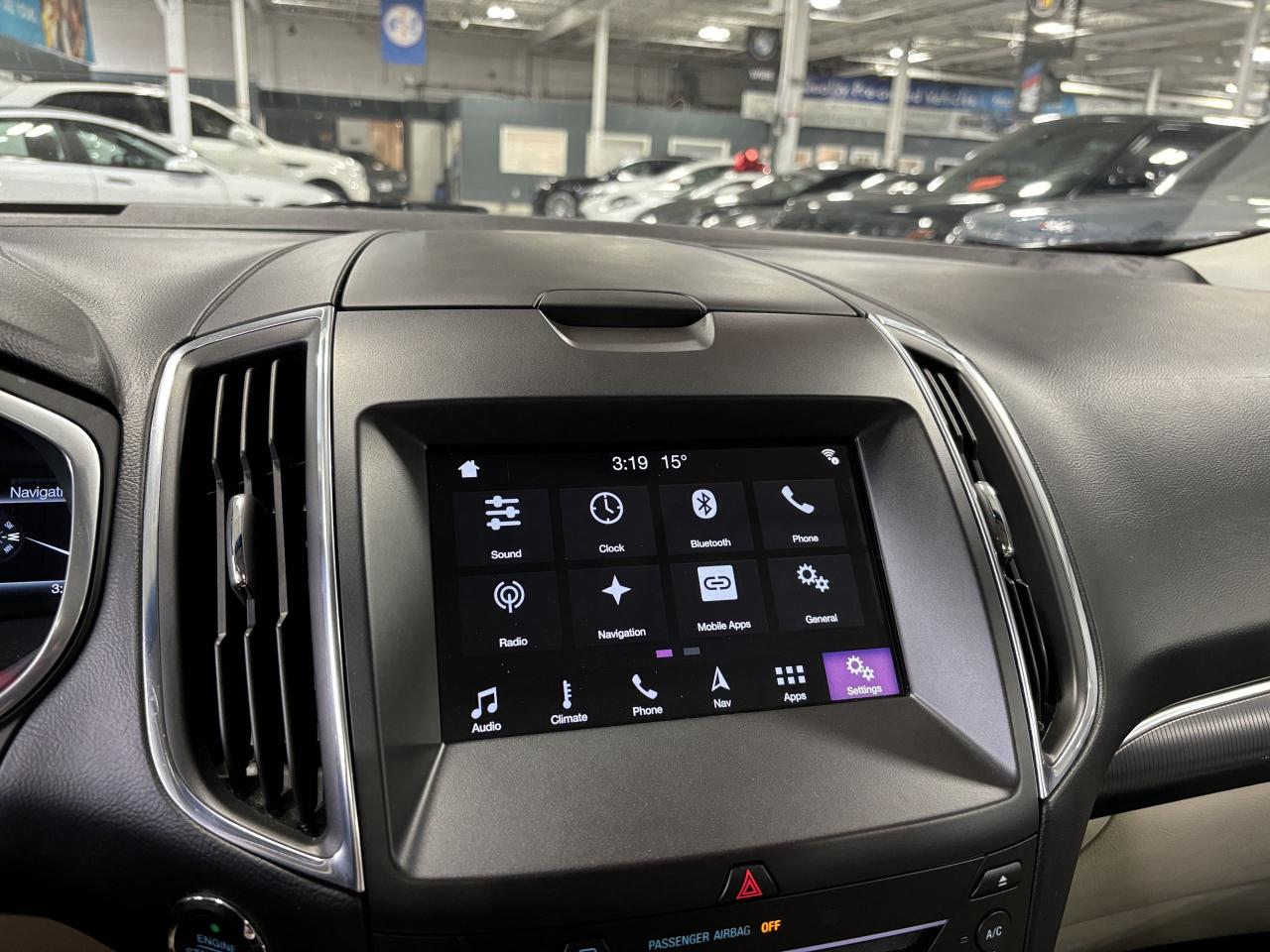2018 Ford Edge Titanium AWD|ECOBOOST|NAV|CREAMLEATHER|PANOROOF|++ - Photo #22