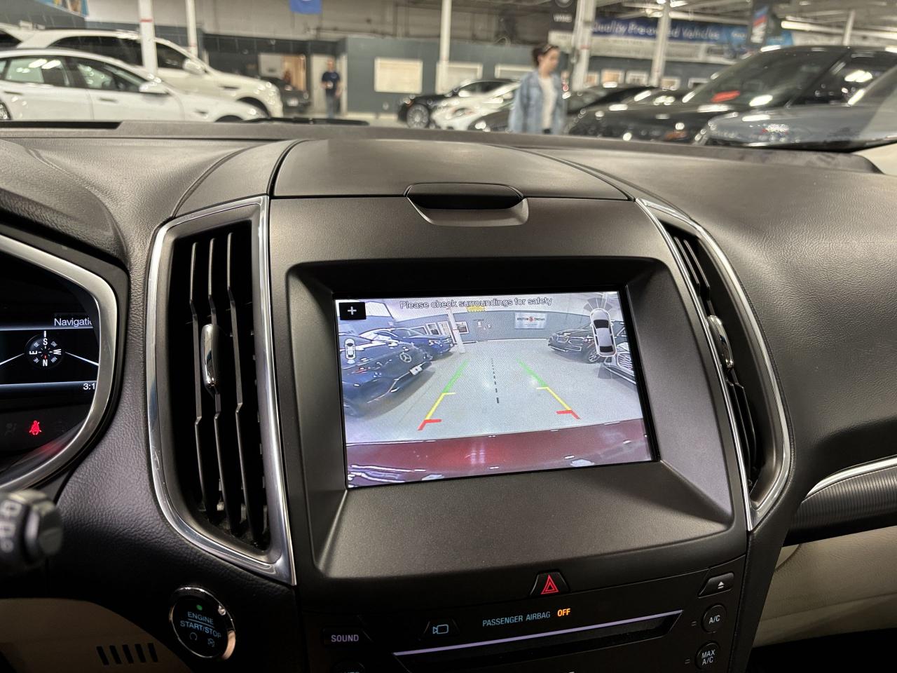 2018 Ford Edge Titanium AWD|ECOBOOST|NAV|CREAMLEATHER|PANOROOF|++ - Photo #25