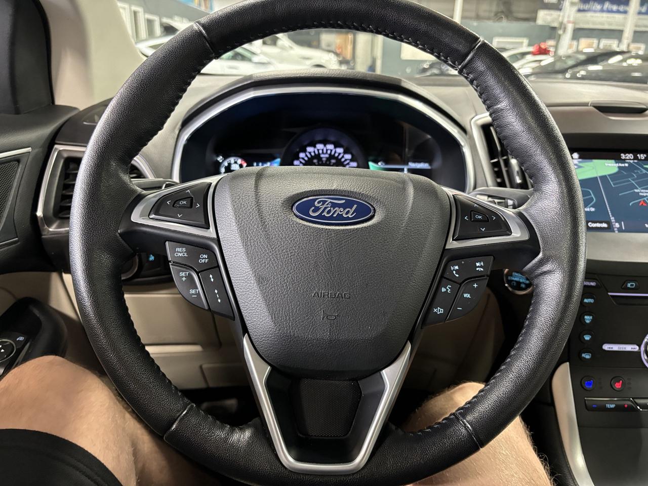 2018 Ford Edge Titanium AWD|ECOBOOST|NAV|CREAMLEATHER|PANOROOF|++ - Photo #31