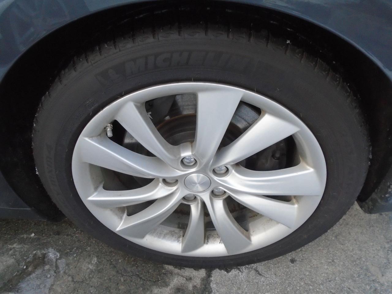 2015 Tesla Model S 85D AWD FREE SUPERCHARGE 581KM FULL CHARGE - Photo #31