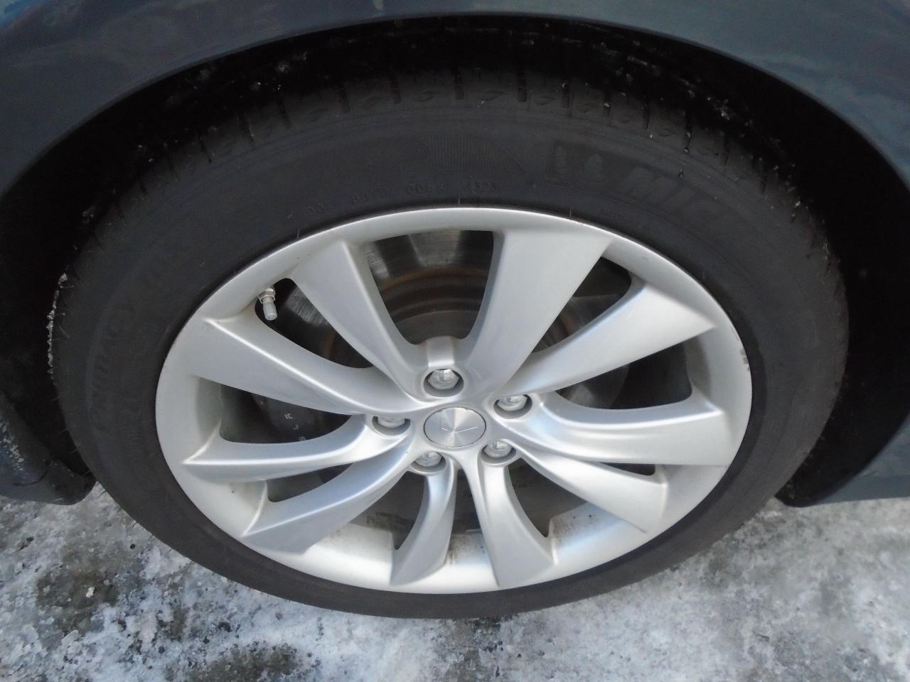 2015 Tesla Model S 85D AWD FREE SUPERCHARGE 581KM FULL CHARGE - Photo #32