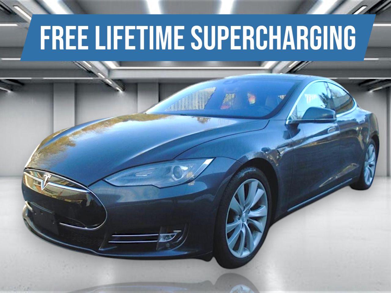 2015 Tesla Model S 85D AWD FREE SUPERCHARGE 581KM FULL CHARGE - Photo #1