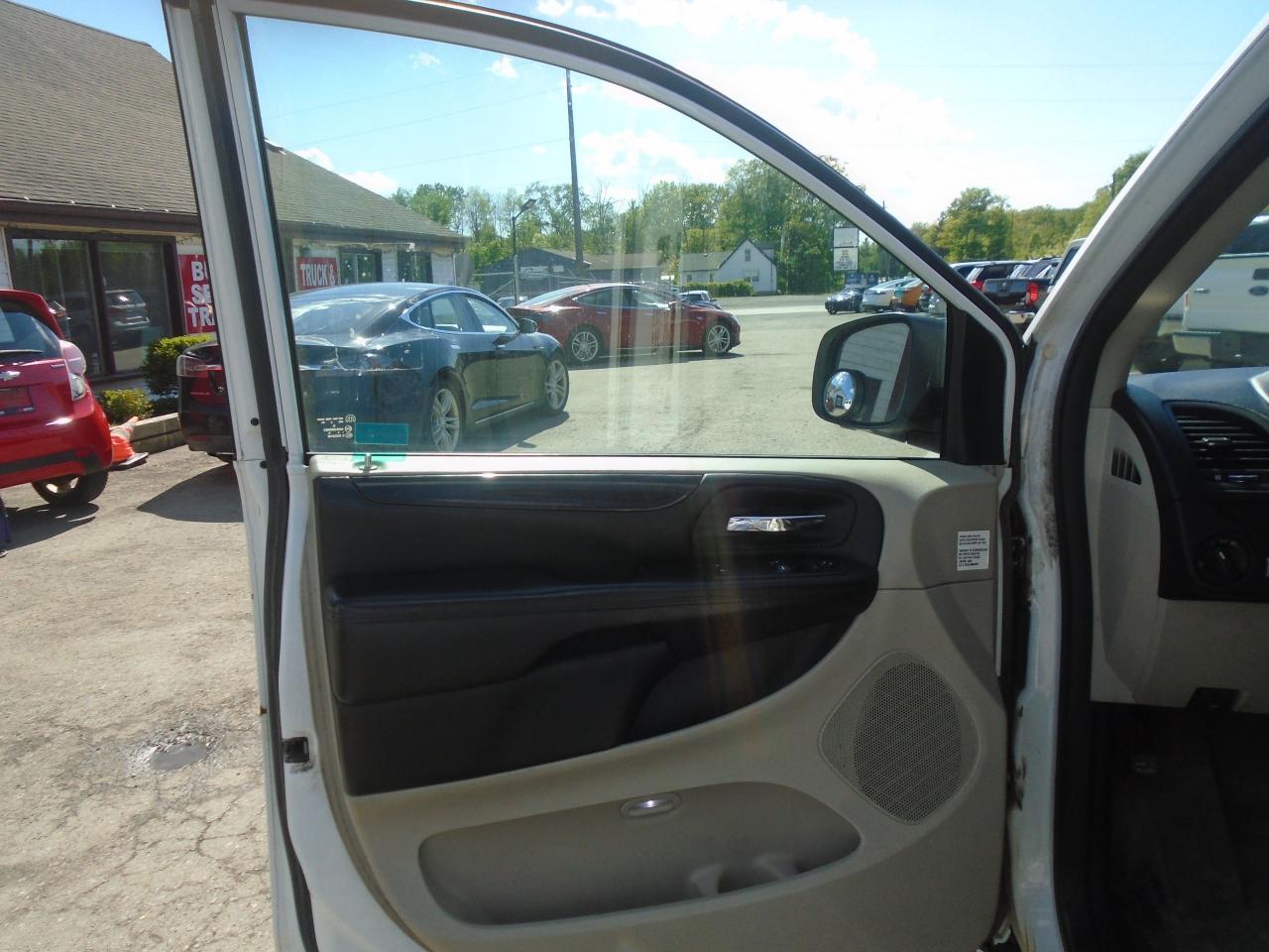 2014 RAM Cargo Van 119  WB - Photo #10