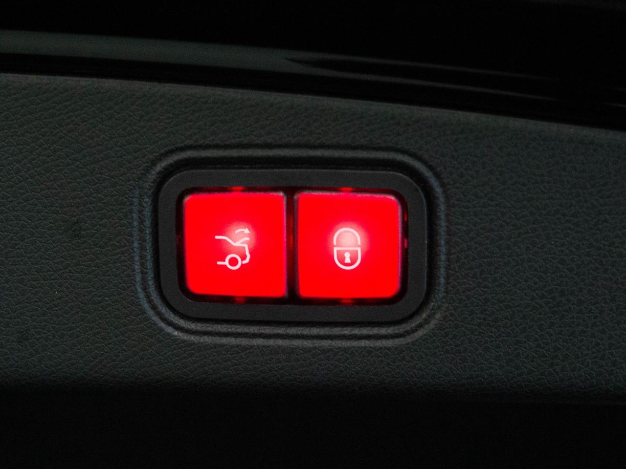 12575762