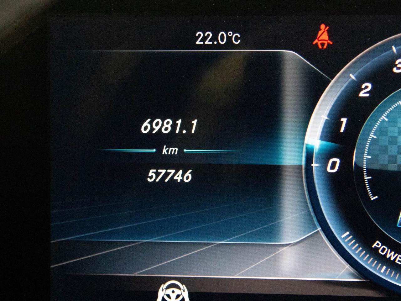 12575762