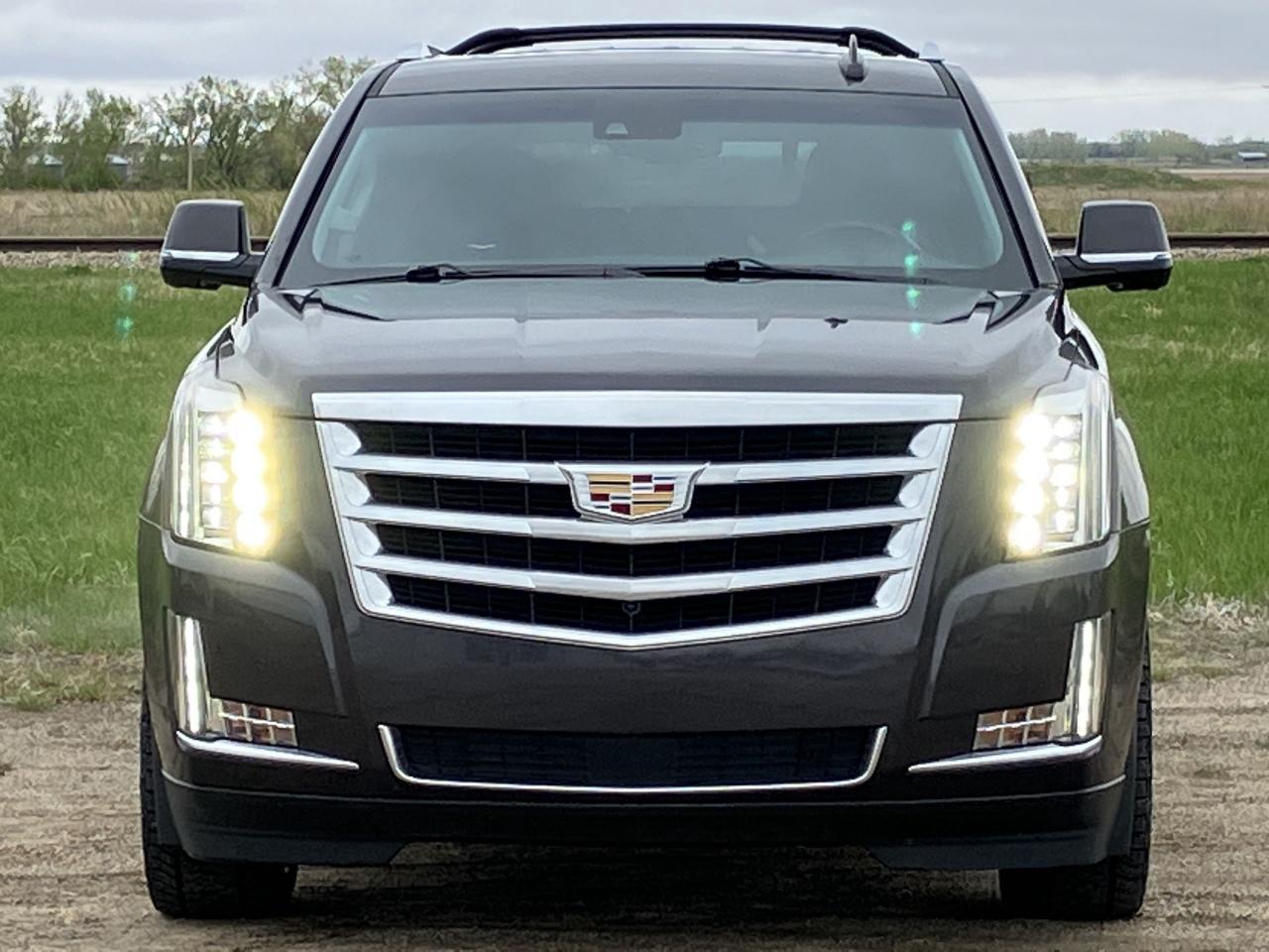 Used 2015 Cadillac Escalade Premium, Remote Start, Head- Up Display for sale in Kipling, SK