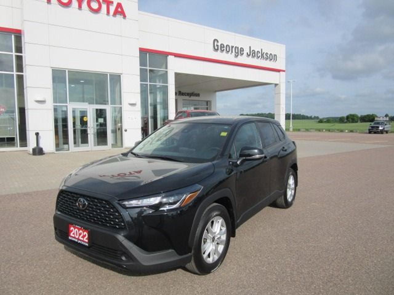 Used 2022 Toyota Corolla Cross LE for sale in Renfrew, ON