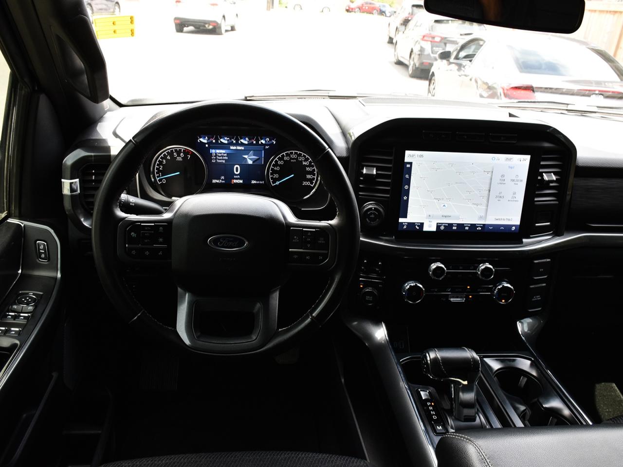 2023 Ford F-150 XLT * NAV * BIG SCREEN * PANO ROOF * 4X4 * CREW * - Photo #18
