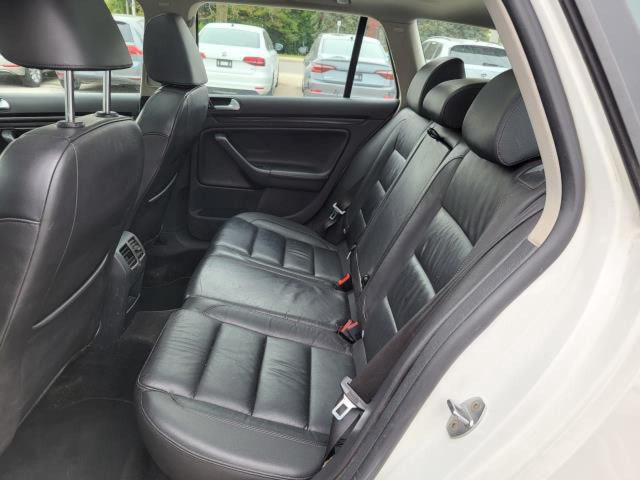 2013 Volkswagen Golf HIGHLINE TDI Photo14