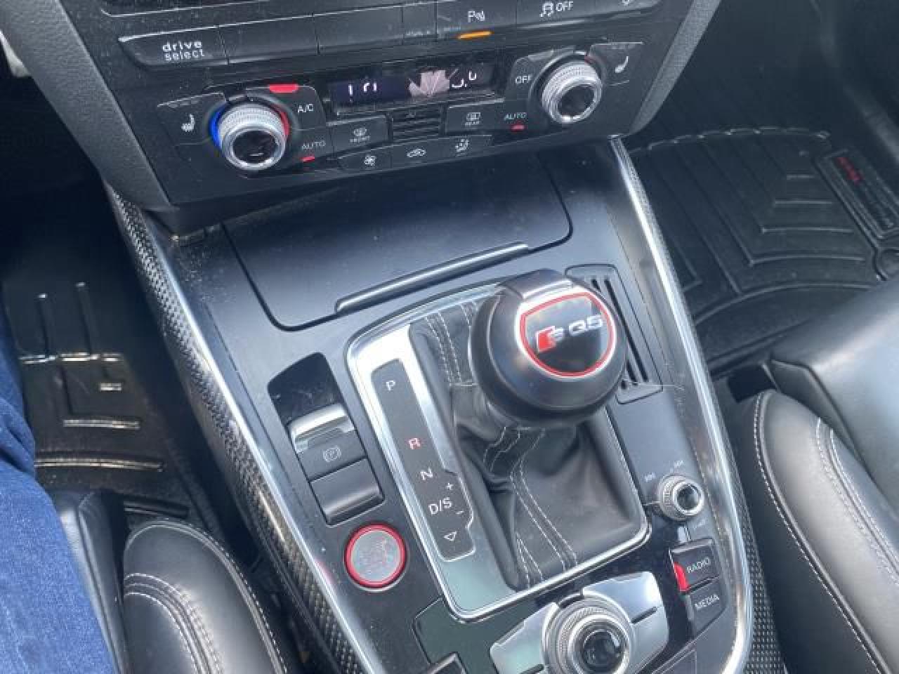 2015 Audi SQ5 3.0T PREMIUM PLUS QU - Photo #17