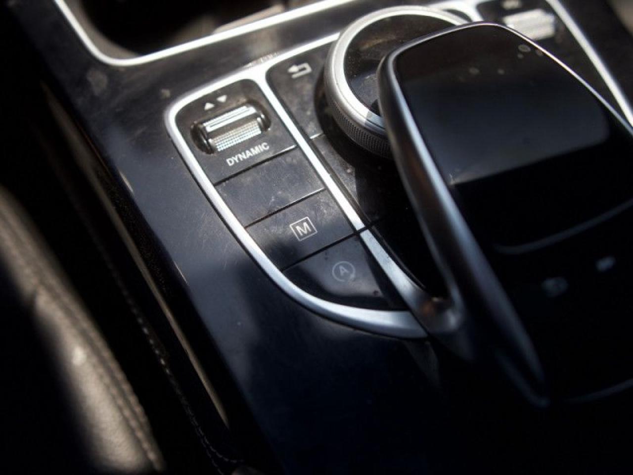 2018 Mercedes-Benz GLC 300 4MATIC®  **360 CAM - SUNROOF** Photo