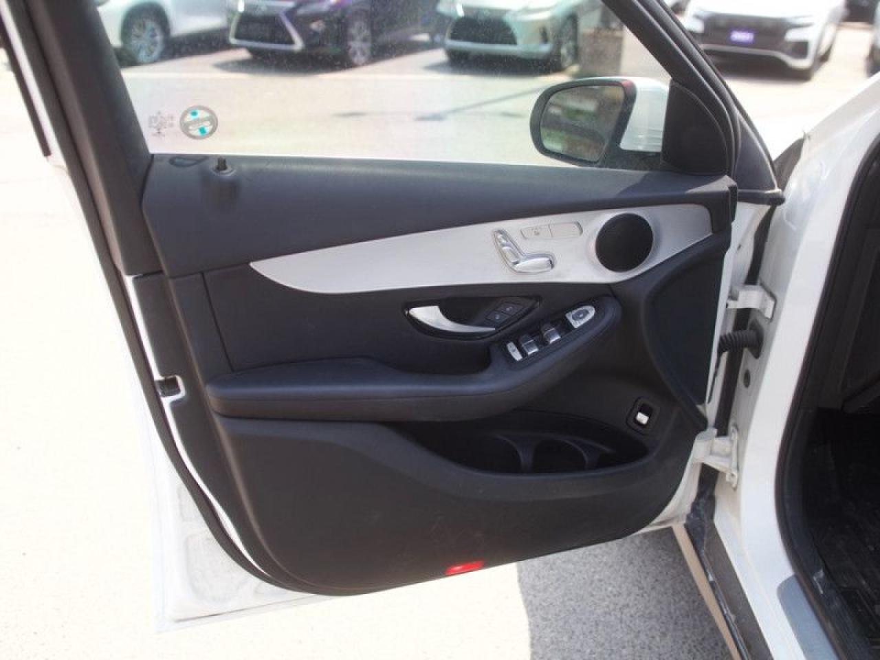 2018 Mercedes-Benz GLC 300 4MATIC®  **360 CAM - SUNROOF** Photo