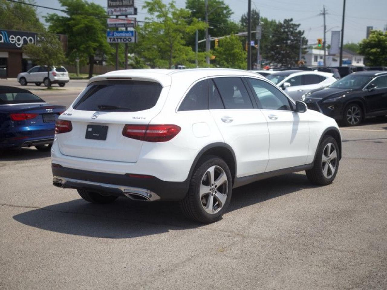 2018 Mercedes-Benz GLC 300 4MATIC®  **360 CAM - SUNROOF** Photo