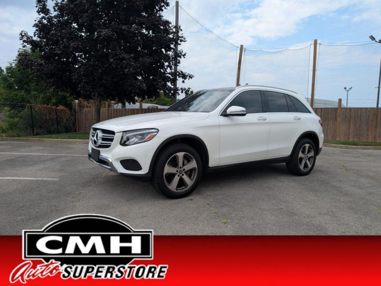 2018 Mercedes-Benz GLC 300 4MATIC®  **LOW MILEAGE** Photo0