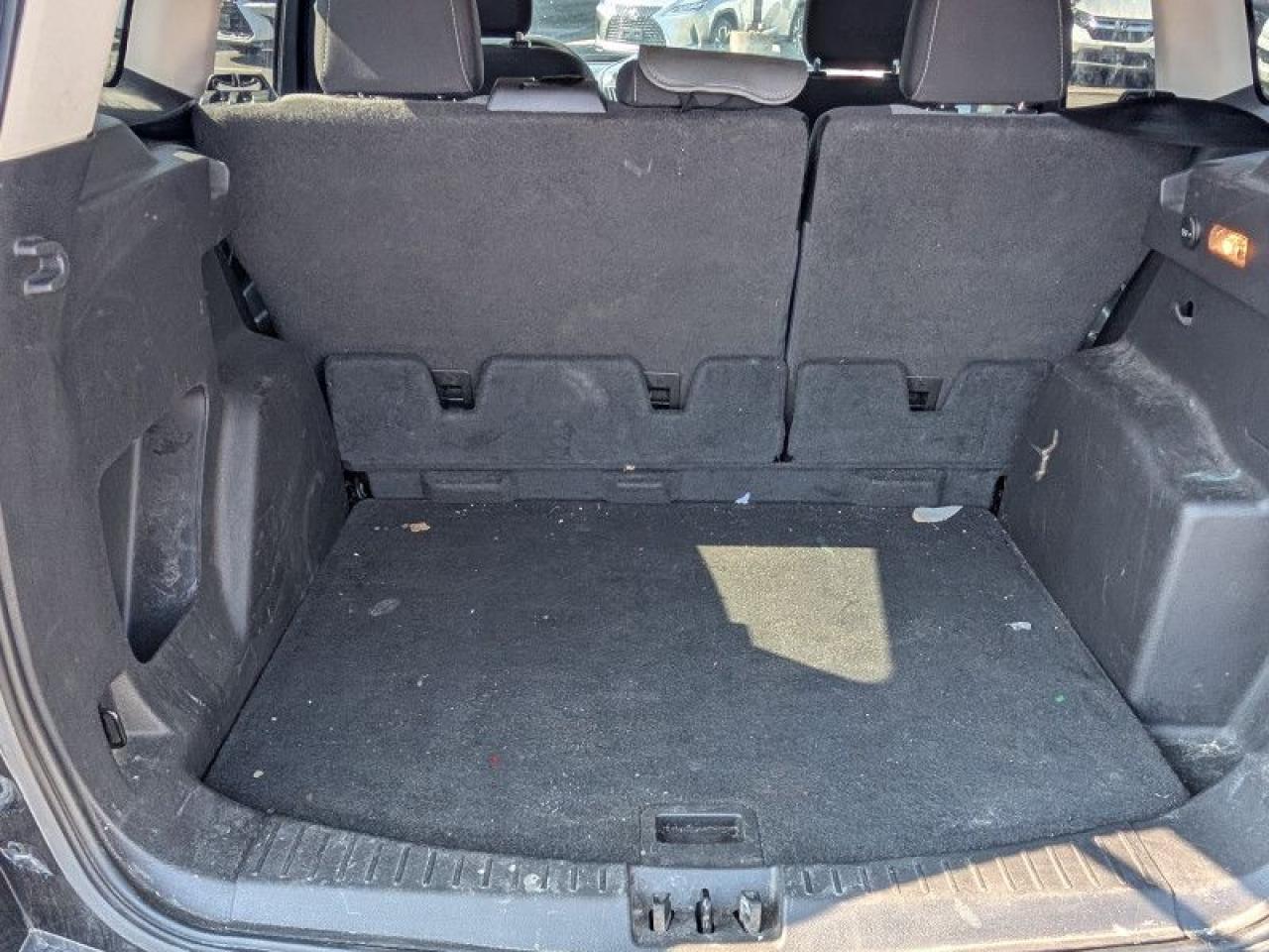 2019 Ford Escape SE  **LOW KMS - AWD** Photo