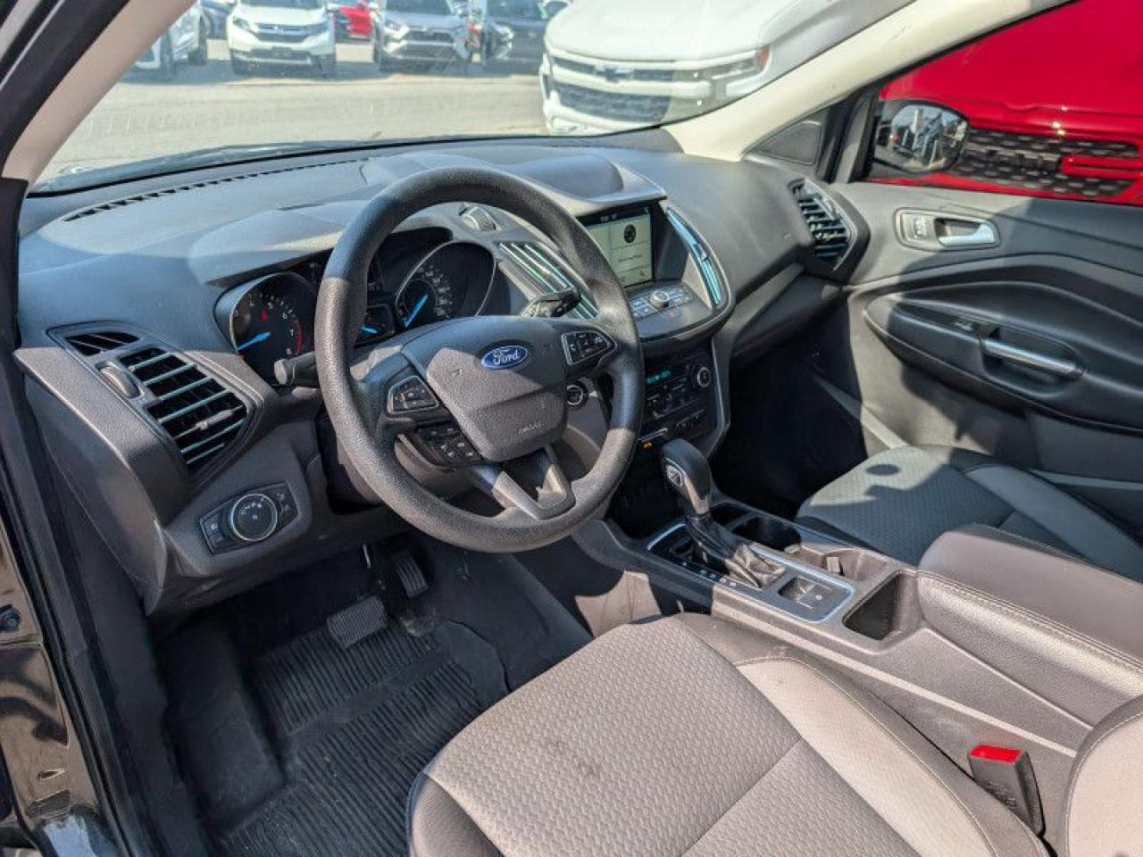 2019 Ford Escape SE  **LOW KMS - AWD** Photo
