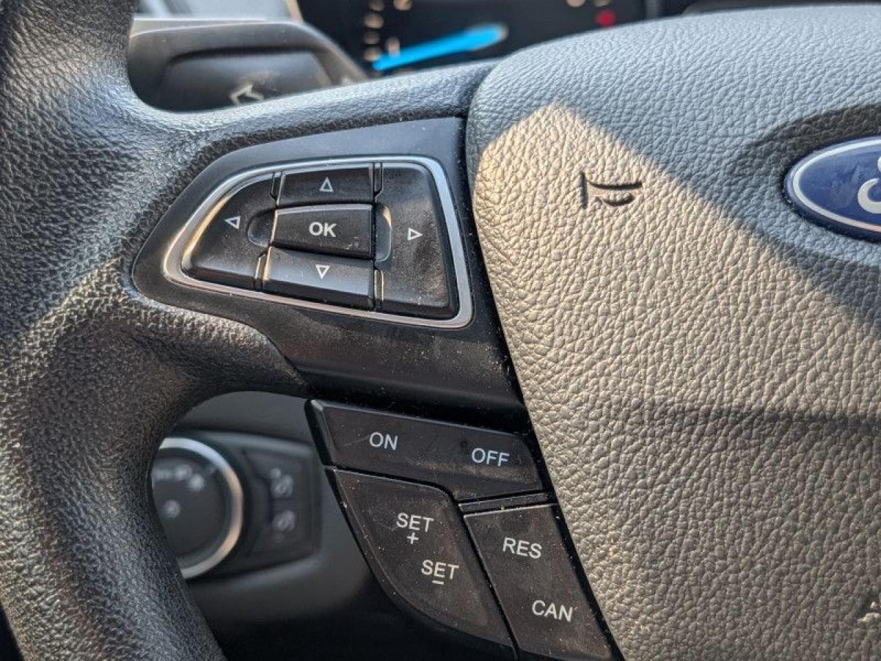 2019 Ford Escape SE  **LOW KMS - AWD** Photo