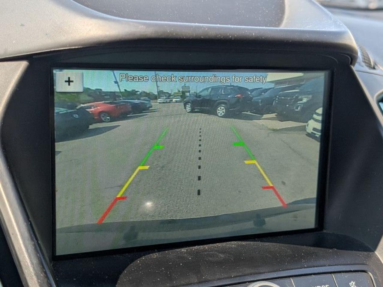 2019 Ford Escape SE  **LOW KMS - AWD** Photo