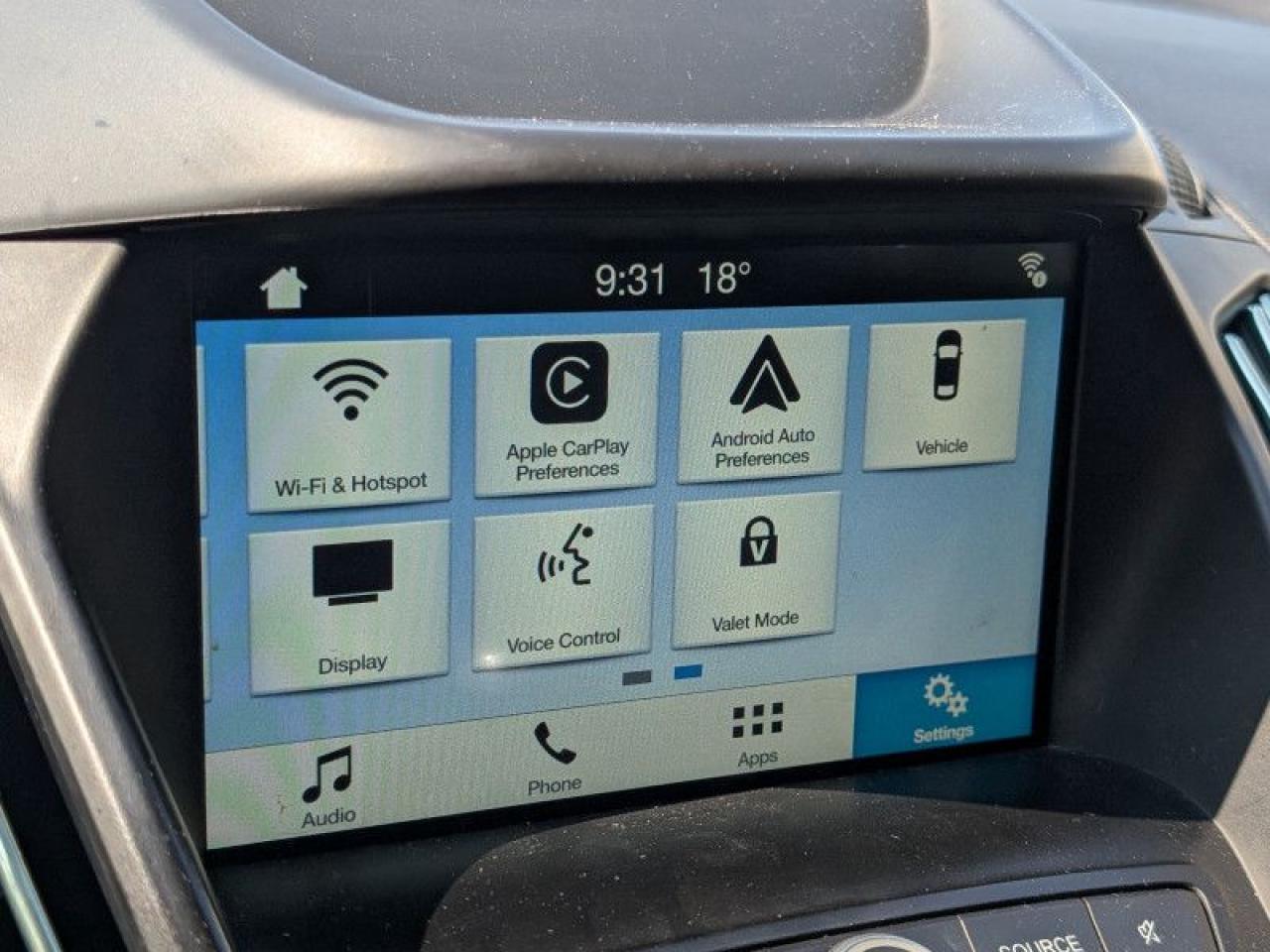2019 Ford Escape SE  **LOW KMS - AWD** Photo