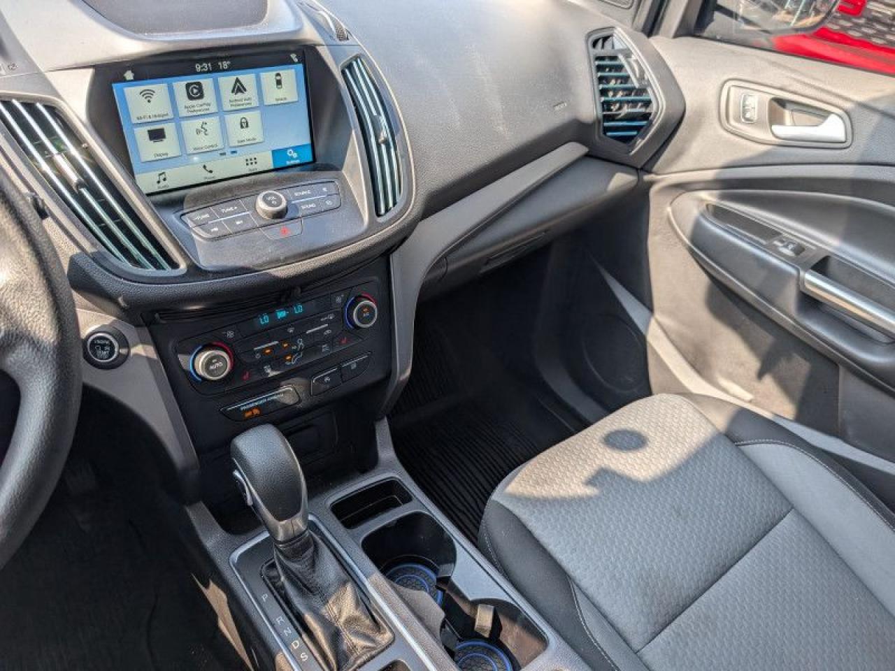 2019 Ford Escape SE  **LOW KMS - AWD** Photo
