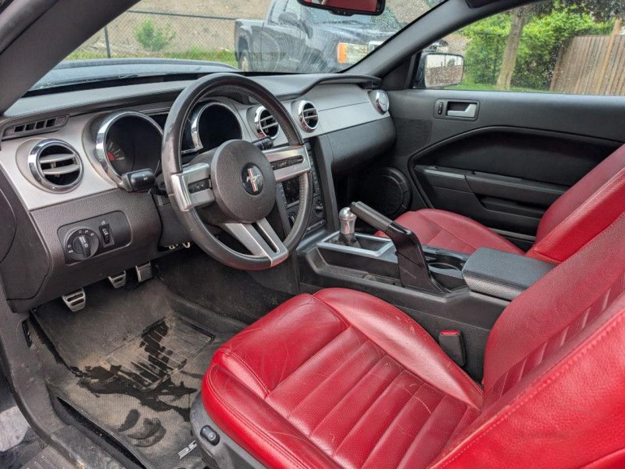 2009 Ford Mustang GT Coupe  **GLASS ROOF - RED LEATHER** Photo