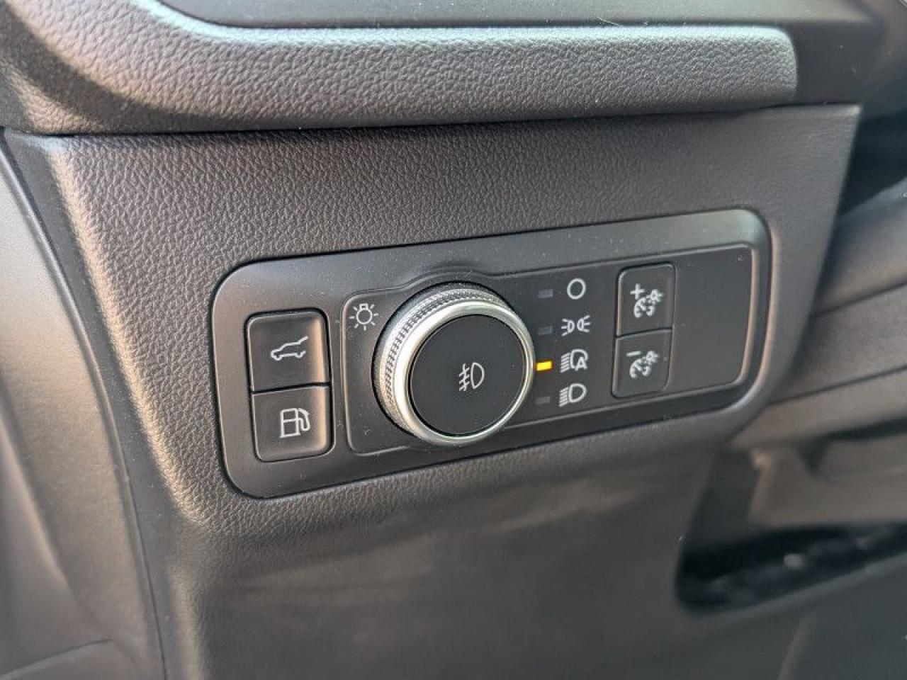 2020 Ford Escape Titanium  **TITANIUM PREMIUM PKG** Photo