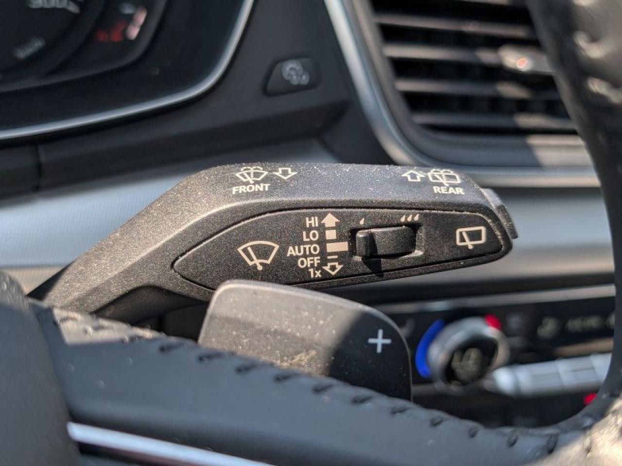 2018 Audi Q5 2.0 TFSI quattro Progressiv  **VERY LOW KMS** Photo