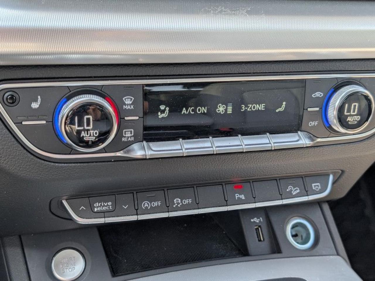 2018 Audi Q5 2.0 TFSI quattro Progressiv  **VERY LOW KMS** Photo