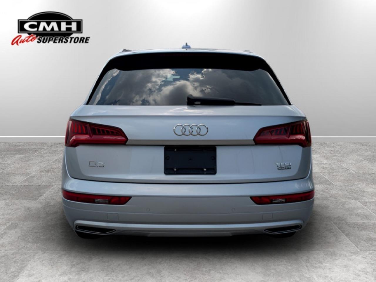 2018 Audi Q5 2.0 TFSI quattro Progressiv  **VERY LOW KMS** Photo3