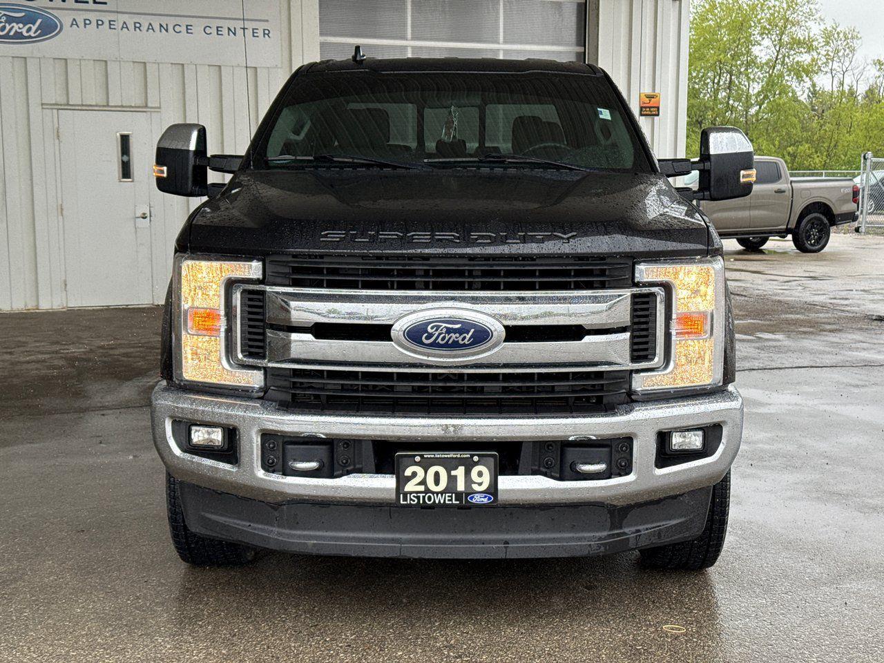 2019 Ford F-250 Super Duty SRW XLT - Photo #2