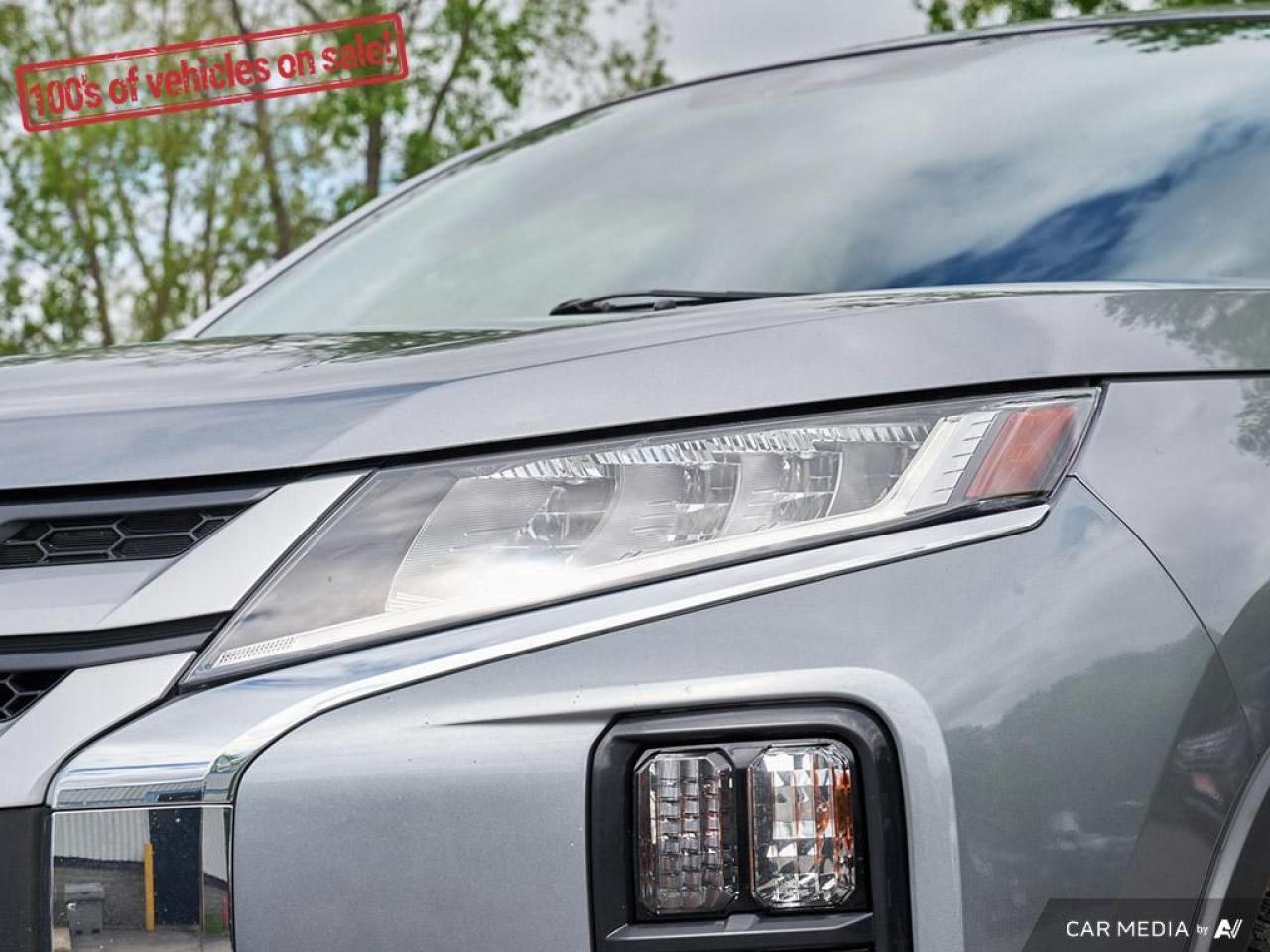 2023 Mitsubishi RVR ES