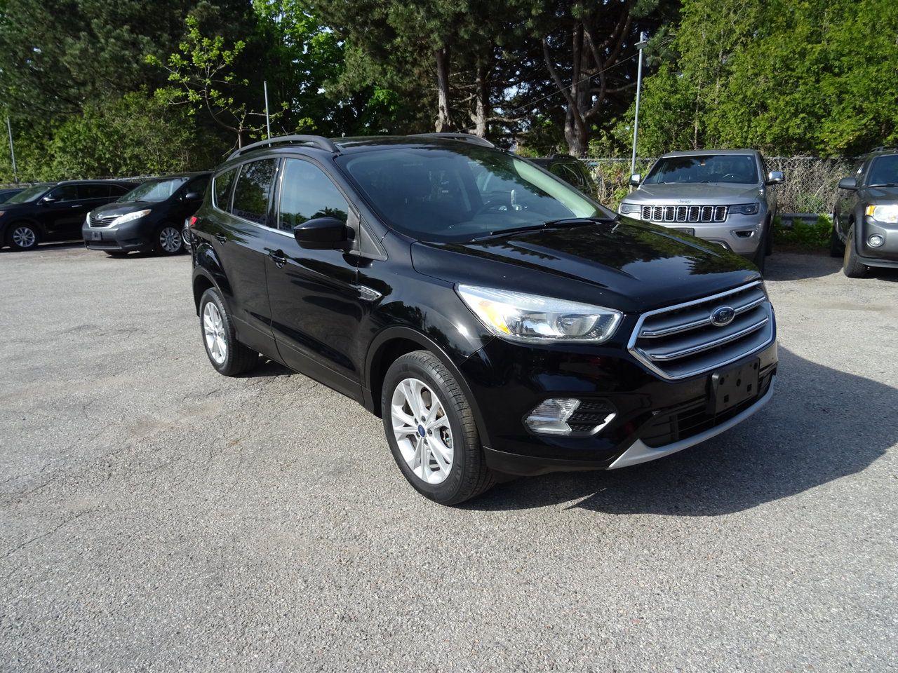 2017 Ford Escape SE - Photo #4