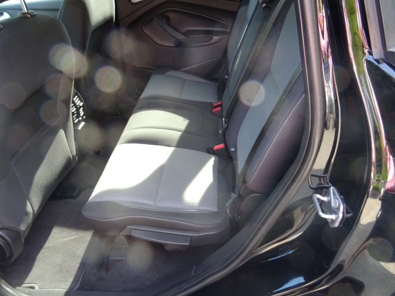 2017 Ford Escape SE - Photo #9