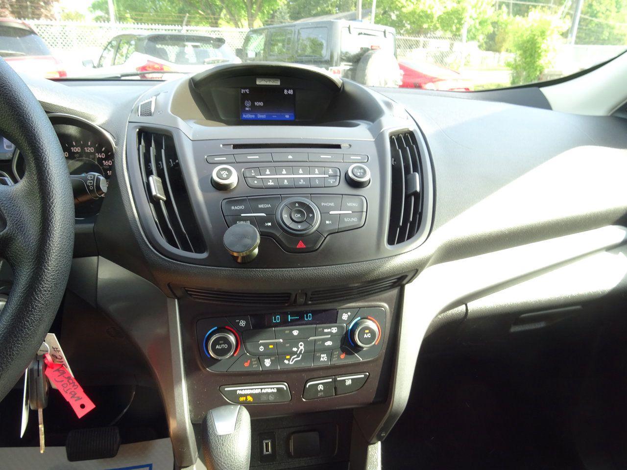 2017 Ford Escape SE - Photo #11